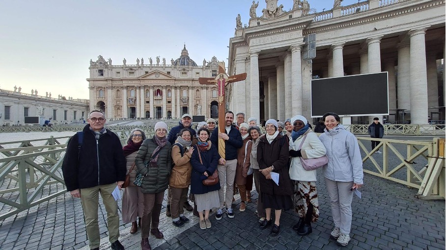Passagem da Porta Santa em Comunidade